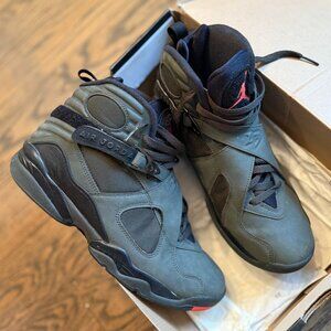 Air Jordan 8 Retro – Olive